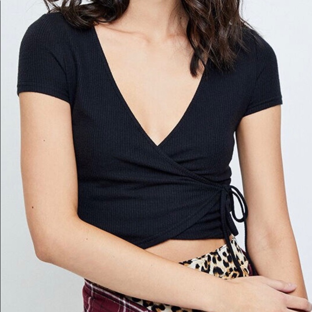 Me to We Black Cozy Wrap Top